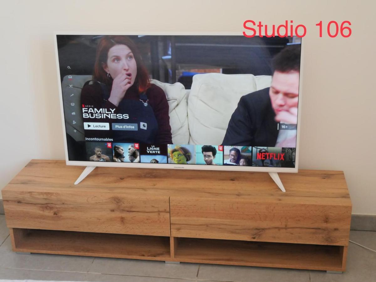 Studio A 300 M De La Gare De Mantes-La-Jolie Extérieur photo