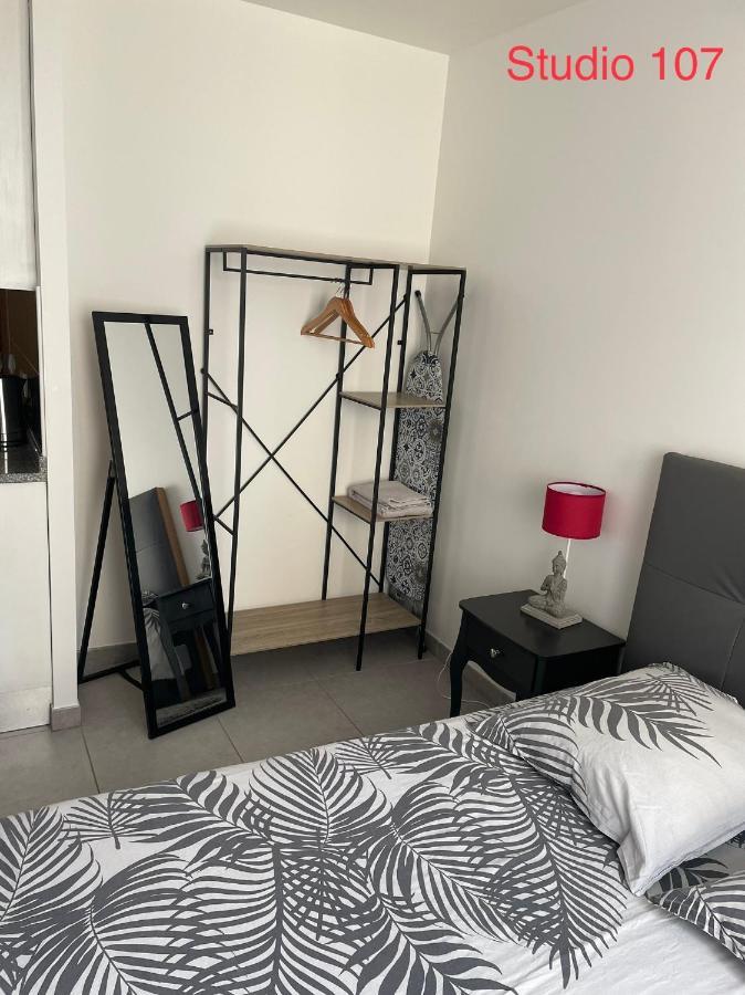 Studio A 300 M De La Gare De Mantes-La-Jolie Extérieur photo