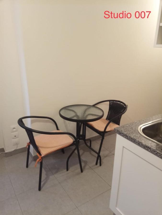 Studio A 300 M De La Gare De Mantes-La-Jolie Extérieur photo