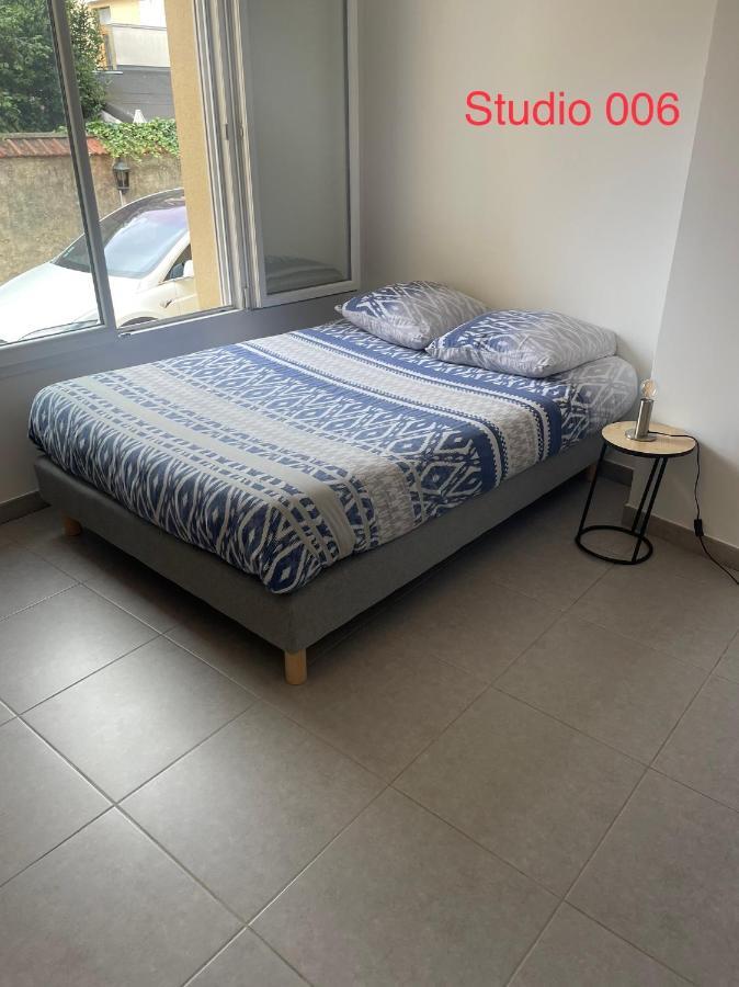 Studio A 300 M De La Gare De Mantes-La-Jolie Extérieur photo