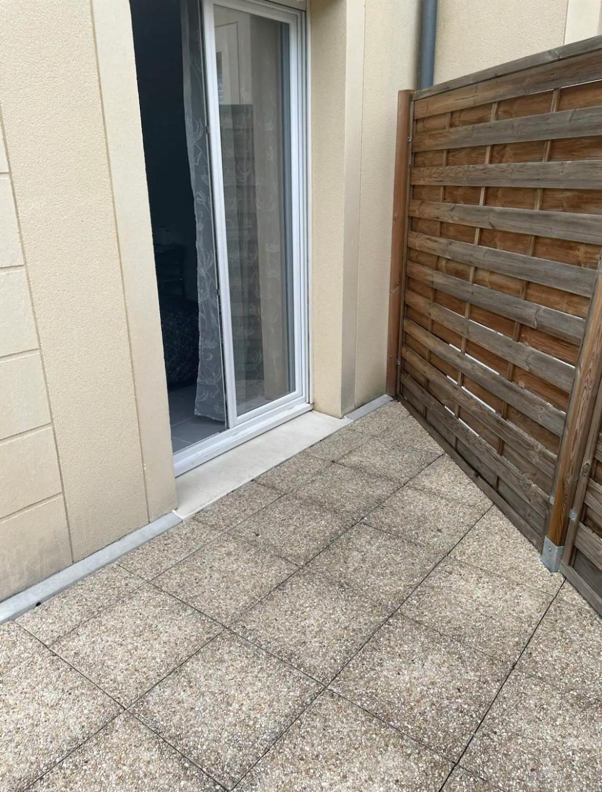 Studio A 300 M De La Gare De Mantes-La-Jolie Extérieur photo