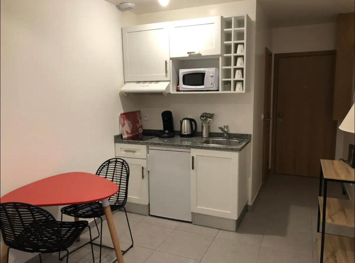 Studio A 300 M De La Gare De Mantes-La-Jolie Extérieur photo